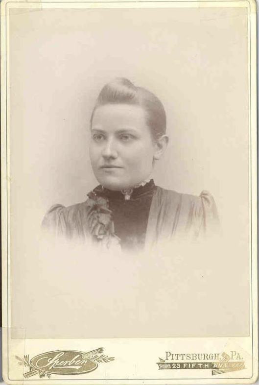 Studio portrait of Catherine Goerner