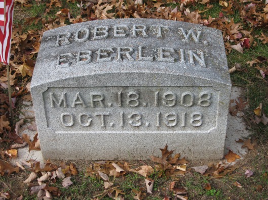 Gravestone, Robert W. Eberlein, 1908-1918